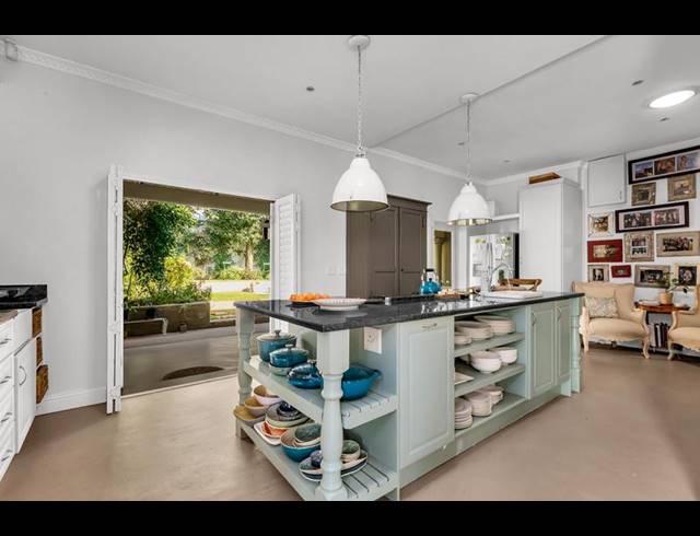 2 BEDROOM HOUSE FOR SALE IN PARKHURST